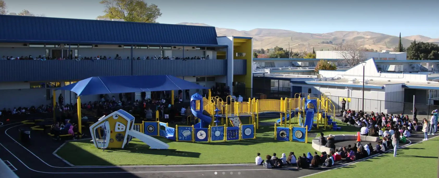 Los Medanos Elementary image