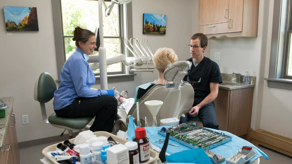 Woodstock Dentistry - Mark D Knott DDS image